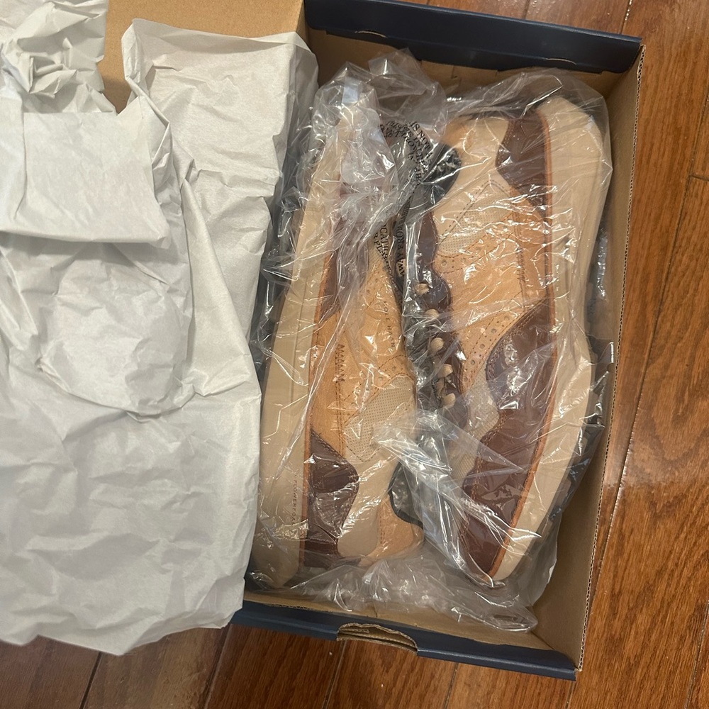 Cole Haan GrandPro Ashland Acorn/Sesame colored Fliwer Foam 10.5M a good look